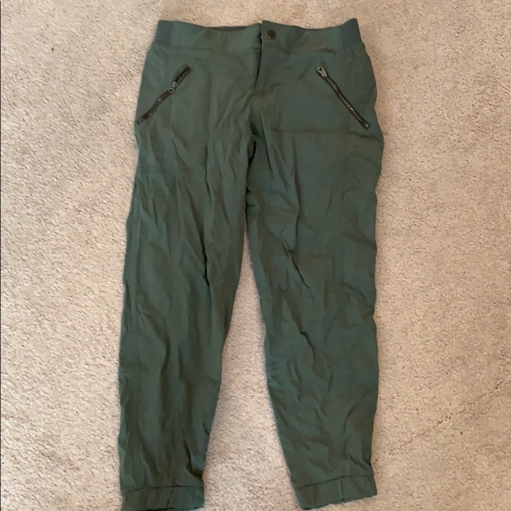 Athlete pants